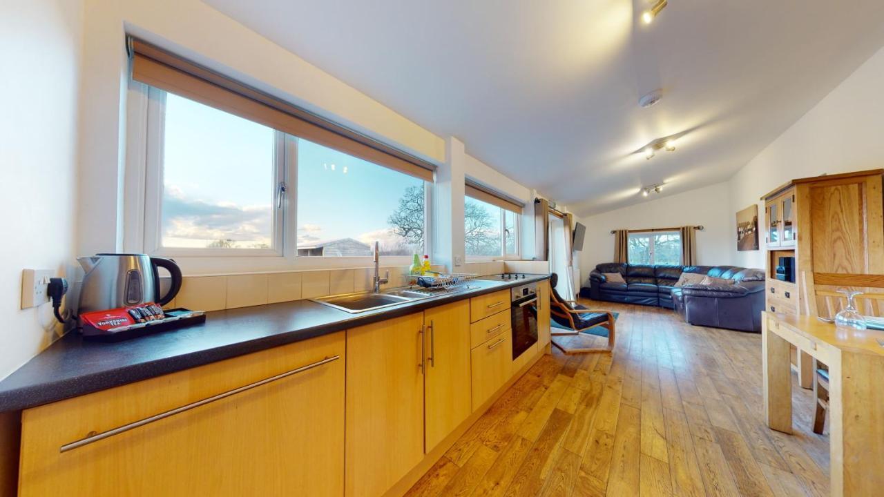 Barker Stakes Farm Lodge