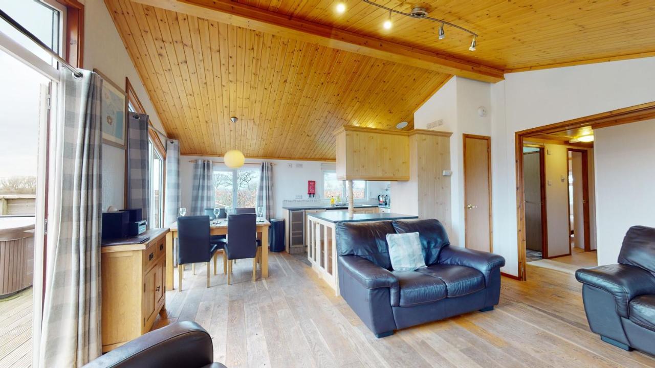 Barker Stakes Farm Lodge Pickering